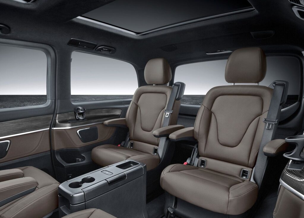 Mercedes-Benz-V-Class-2020-1600-cb